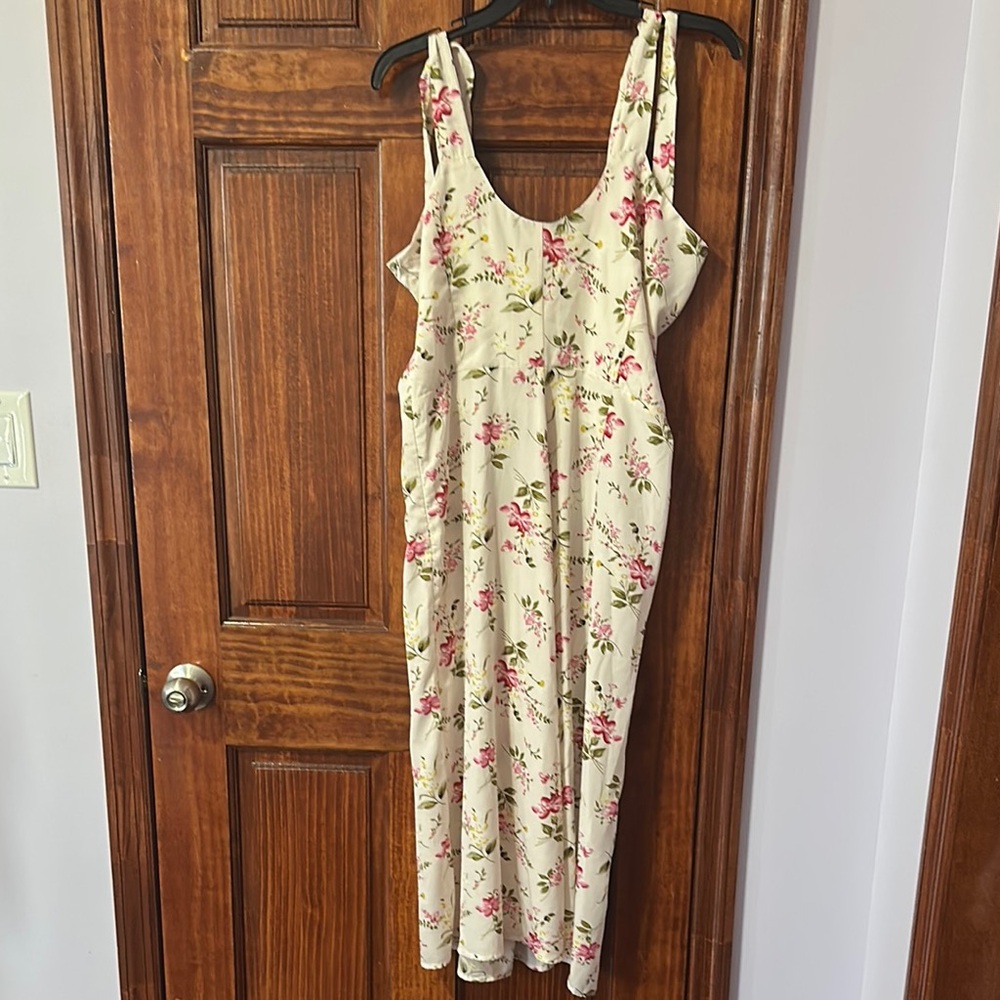 Floral Sleeveless Dress